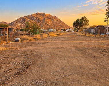 3061 Bradley - Photo Thumbnail 20