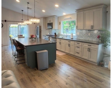 328 Selkirk - Photo Thumbnail 11