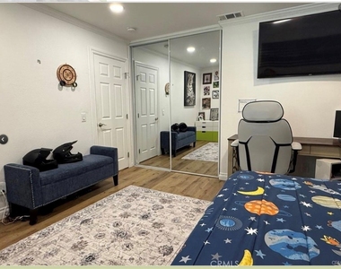 328 Selkirk - Photo Thumbnail 16