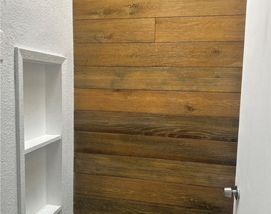 4447 Orchard Street - Photo Thumbnail 3