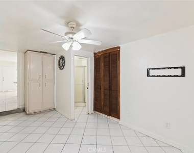 4801 Jackson - Photo Thumbnail 17