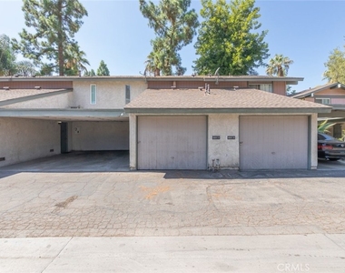 4801 Jackson - Photo Thumbnail 2