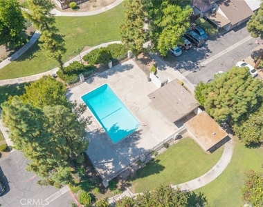4801 Jackson - Photo Thumbnail 47