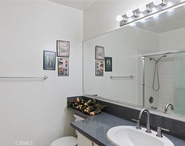4801 Jackson - Photo Thumbnail 23