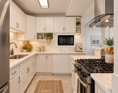 4801 Jackson - Photo Thumbnail 10