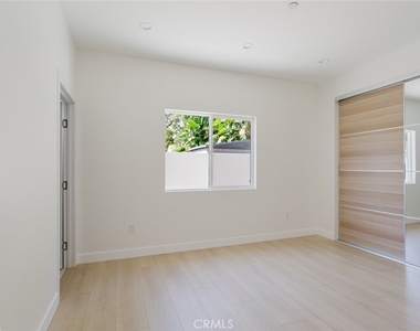 1507 N Niagara Street - Photo Thumbnail 11
