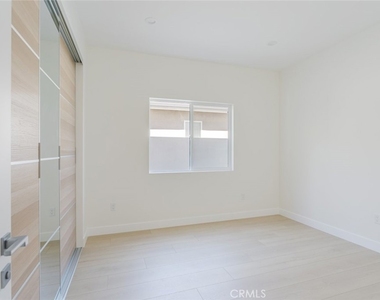 1507 N Niagara Street - Photo Thumbnail 17