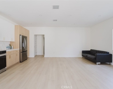 1507 N Niagara Street - Photo Thumbnail 23