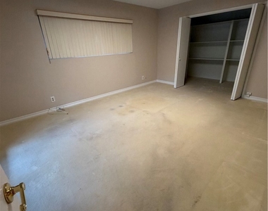 512 Ladera - Photo Thumbnail 5
