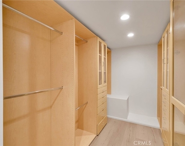 859 Saint Katherine Drive - Photo Thumbnail 63
