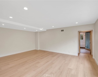 859 Saint Katherine Drive - Photo Thumbnail 61