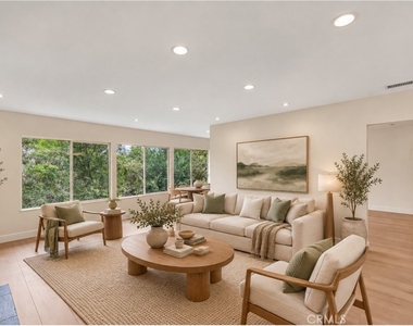 859 Saint Katherine Drive - Photo Thumbnail 4