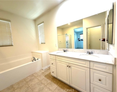 8433 Floro Place - Photo Thumbnail 22