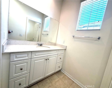 8433 Floro Place - Photo Thumbnail 34