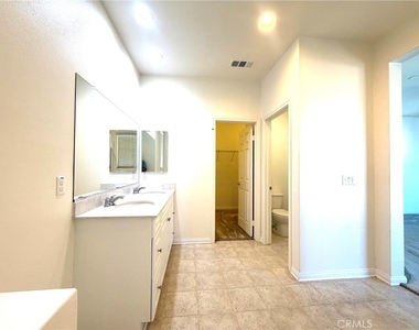 8433 Floro Place - Photo Thumbnail 19