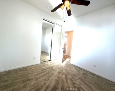 8433 Floro Place - Photo Thumbnail 31