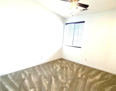 8433 Floro Place - Photo Thumbnail 25