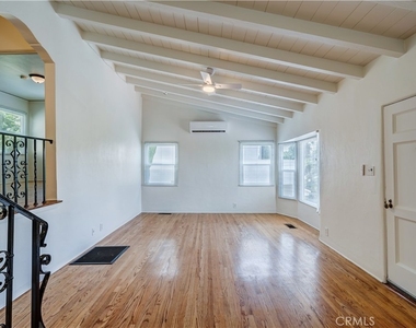 1616 Redcliff - Photo Thumbnail 16