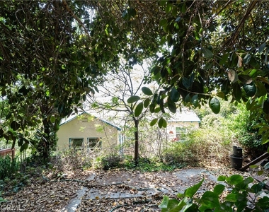 1616 Redcliff - Photo Thumbnail 41