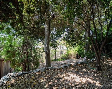 1616 Redcliff - Photo Thumbnail 44