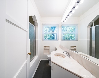 1616 Redcliff - Photo Thumbnail 30