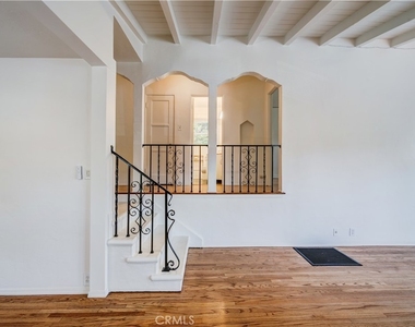 1616 Redcliff - Photo Thumbnail 15
