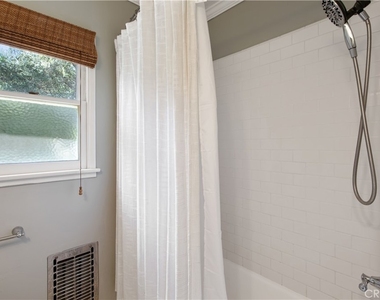 2935 Rhodelia Avenue - Photo Thumbnail 22