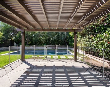 2935 Rhodelia Avenue - Photo Thumbnail 25