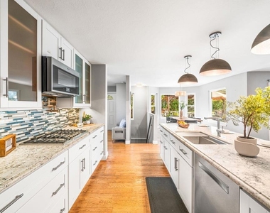 4262 Tamur Ct - Photo Thumbnail 8