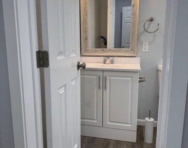 1411 S Bonnie Brae Street - Photo Thumbnail 7