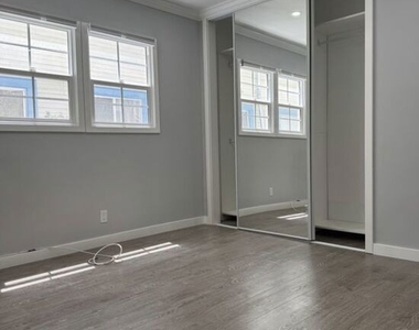 1411 S Bonnie Brae Street - Photo Thumbnail 5