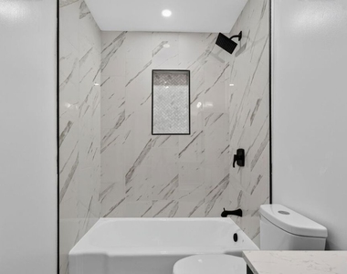 12287 Osborne Street - Photo Thumbnail 14