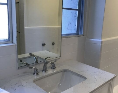 1843 S Beverly Glen Boulevard - Photo Thumbnail 13