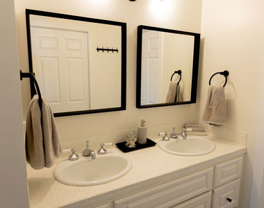 4749 Norwich Avenue - Photo Thumbnail 24