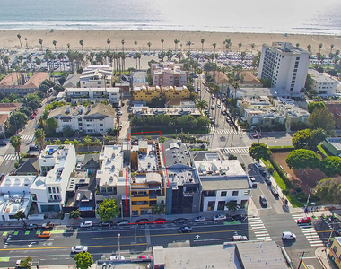 2216 Main Street - Photo Thumbnail 16