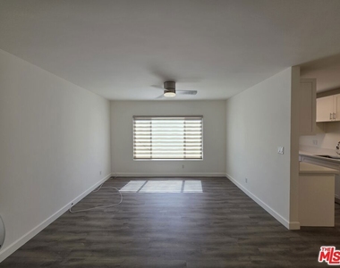 1625 Franklin Street - Photo Thumbnail 2
