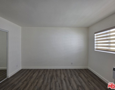 1625 Franklin Street - Photo Thumbnail 14