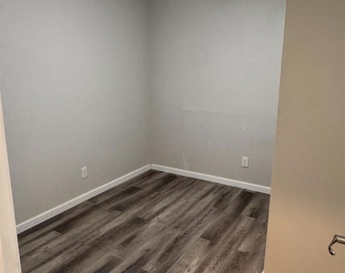 3678 Plumbago - Photo Thumbnail 15