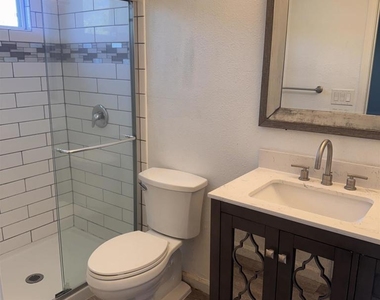 3678 Plumbago - Photo Thumbnail 19