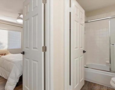 1639 Shire Ave - Photo Thumbnail 23