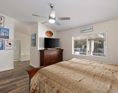 1639 Shire Ave - Photo Thumbnail 18