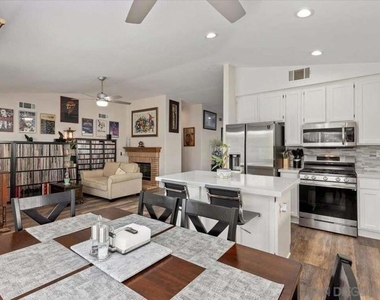 1639 Shire Ave - Photo Thumbnail 11