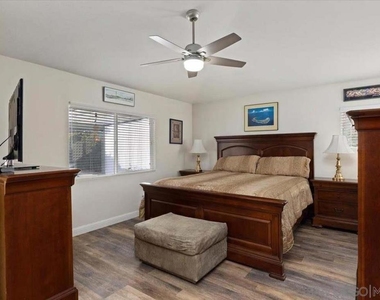 1639 Shire Ave - Photo Thumbnail 16