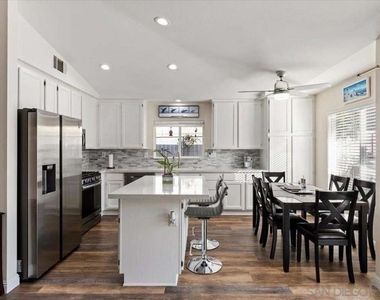1639 Shire Ave - Photo Thumbnail 14