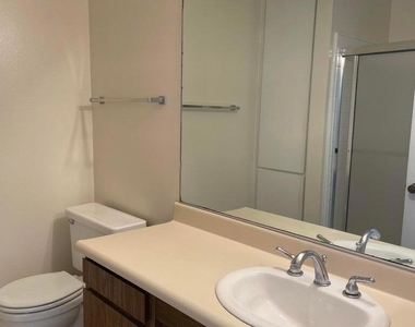 286 Oakleaf Drive - Photo Thumbnail 19