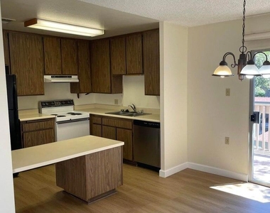 286 Oakleaf Drive - Photo Thumbnail 9