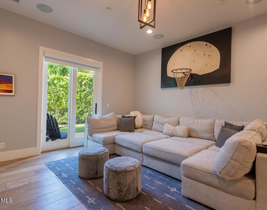 224 Lake Sherwood Drive - Photo Thumbnail 17