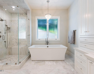 224 Lake Sherwood Drive - Photo Thumbnail 14
