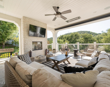 224 Lake Sherwood Drive - Photo Thumbnail 16