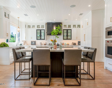 224 Lake Sherwood Drive - Photo Thumbnail 4